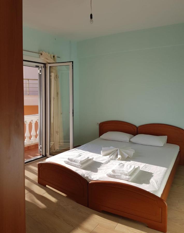 Stunning Sea View Apartments Sarandë Exterior foto